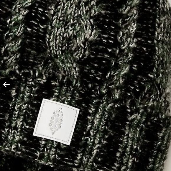 Free People Movement Pom Party Reflective Beanie Hat White Black Green Combo New - Picture 3 of 6